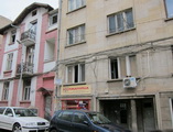 Hausinstallationen in den Strassen von Sofia (Bulgarien)