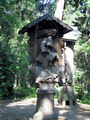Skulptur auf dem Hexenhügel bei Schwarzort (Kurische Nehrung, Litauen)