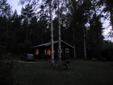 Blockhütte in der Dämmerung