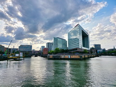 Hamburg (D)