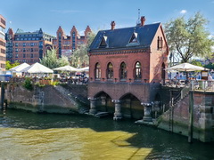Hamburg (D)