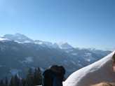 Blick von Pirigen ins Tal