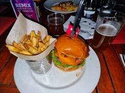 Essen & Trinken (Rumänien) - Hard Rock Cafe (Bucharest)