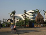 Hotel Concorde, Lara